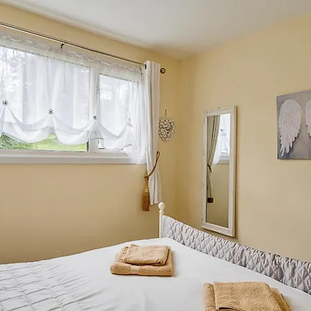 Finest Retreats - Lanteglos Chalet