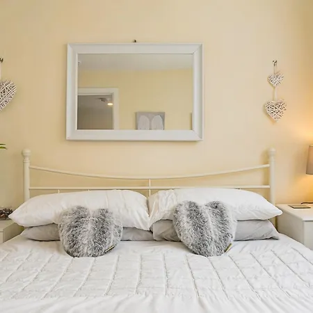Finest Retreats - Lanteglos Camelford