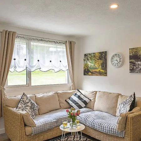 Finest Retreats - Lanteglos Chalet Camelford